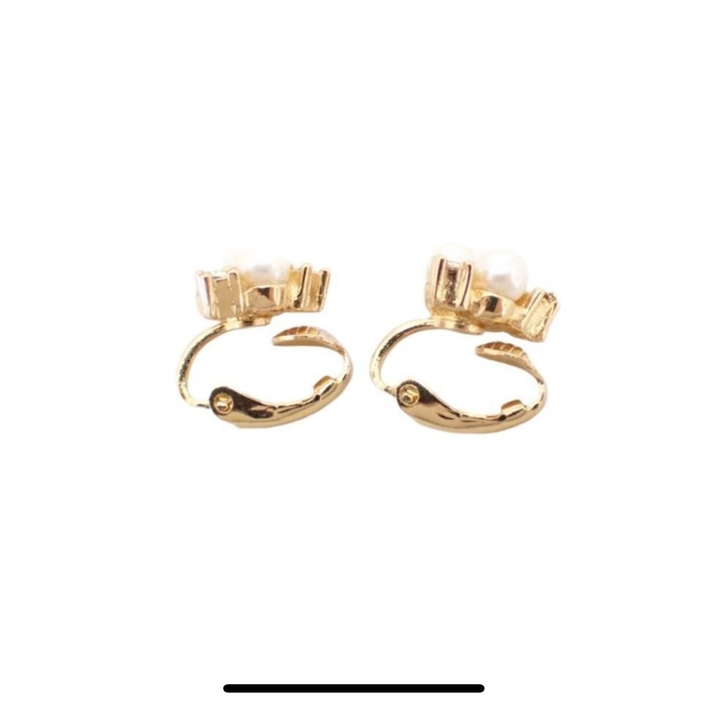 Dior Clip-on Gold toned and White Pearl Cluster Earrings - Picture 3 of 3